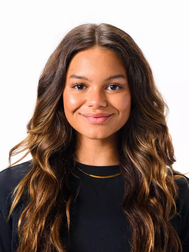 USC Swim and Dive - Anicka Delgado