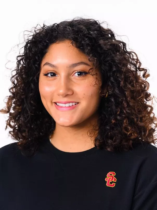 USC Swim and Dive - Aria Bernal