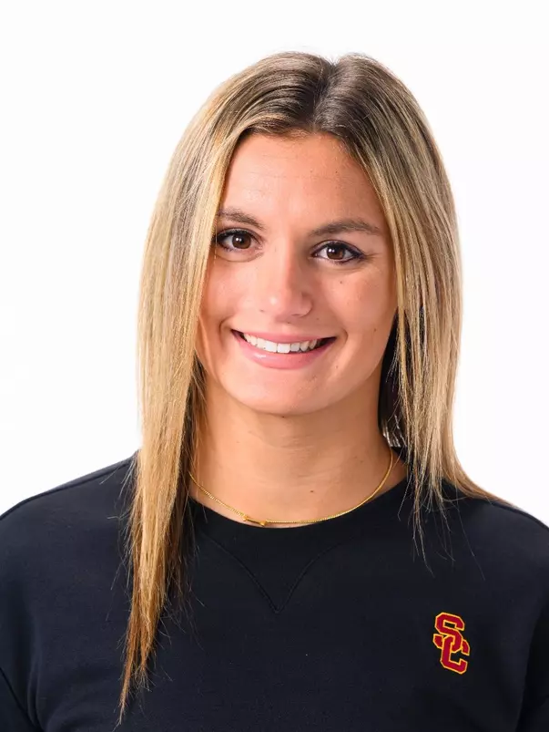 USC Swim and Dive - Isabelle Odgers