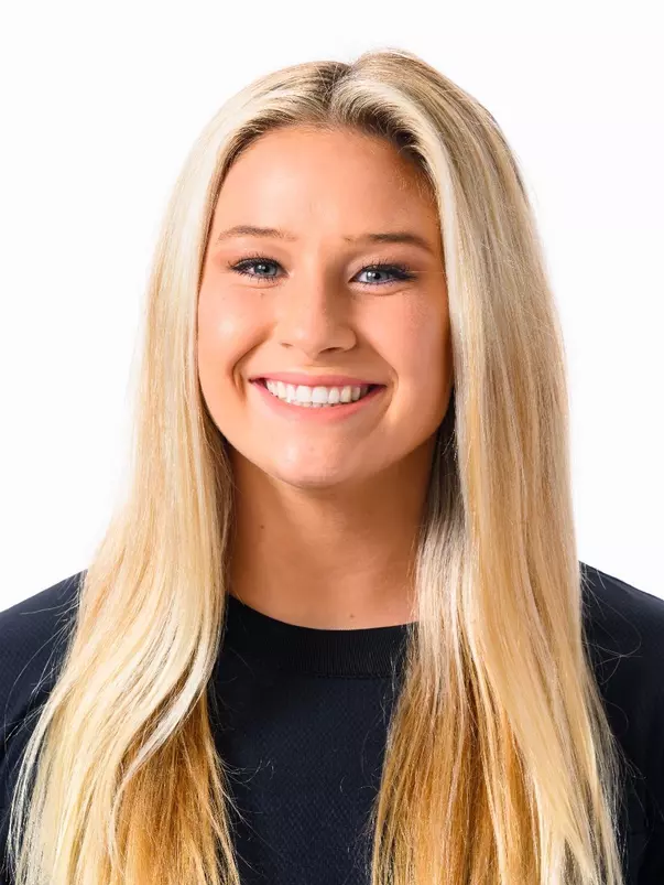 USC Swim and Dive - Savannah Stocker