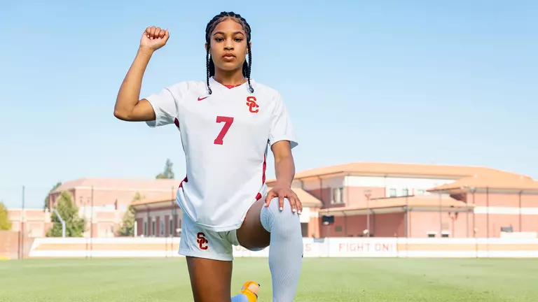 Croix Bethune - USC Trojans Women's Soccer