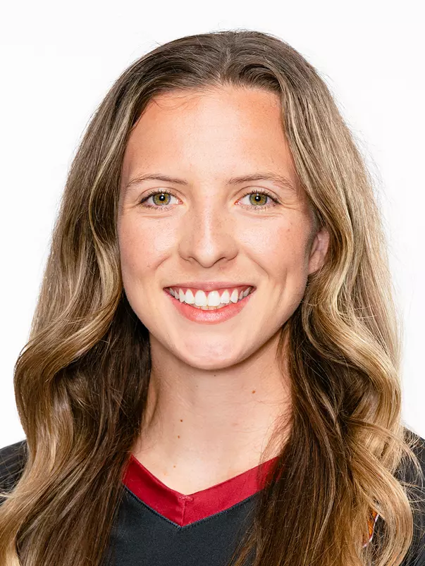 2022 USC Beach Volleyball Head Shot Emily Hansen