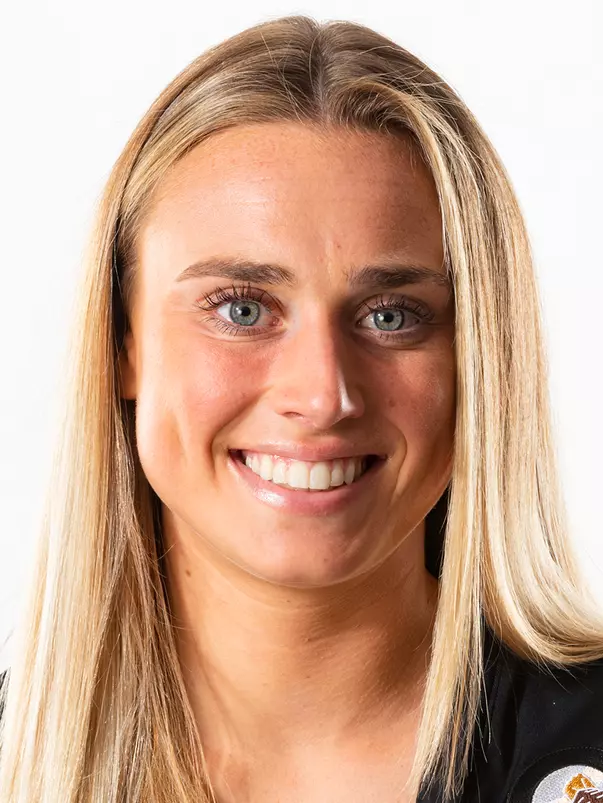 2022 USC Lacrosse Head Shot #16 Kelsey Huff