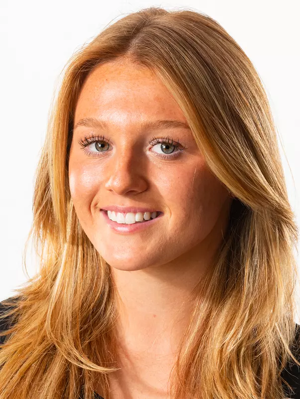 2022 USC Lacrosse Head Shot #22 Nicole Fanelli