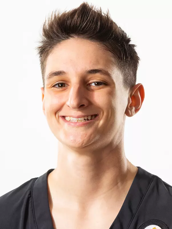 2022 USC Lacrosse Head Shot #42 Elyse Darcy