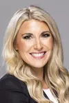 Annie Hanson headshot