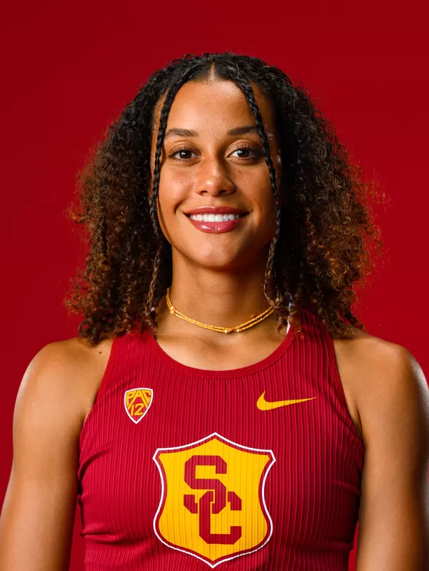 Alyssa Blockburger Headshot