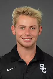 Payne Fama 2022 head shot