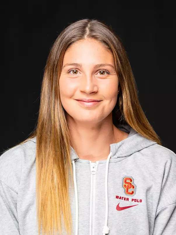 Alejandra Aznar head shot 2023-24