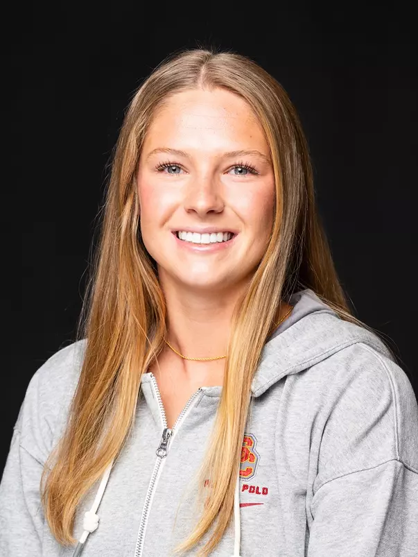 Hannah Carver head shot 2023-24