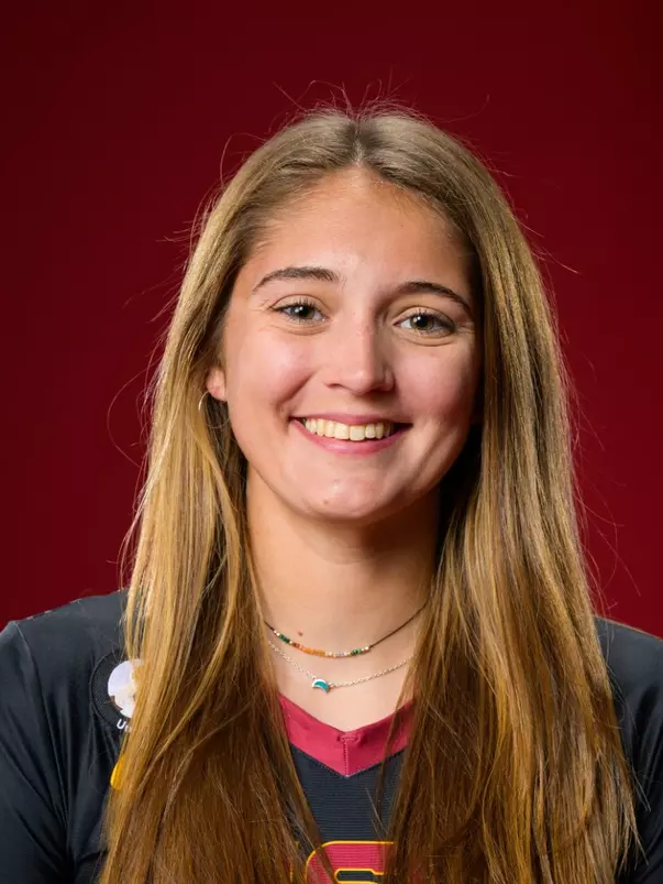 Bailey Showalter Head Shot