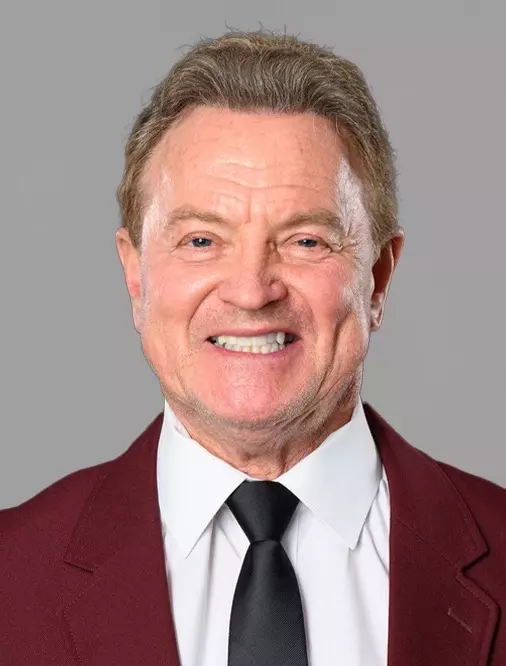Greg Brown headshot