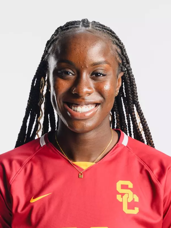 Simi Awujo headshot