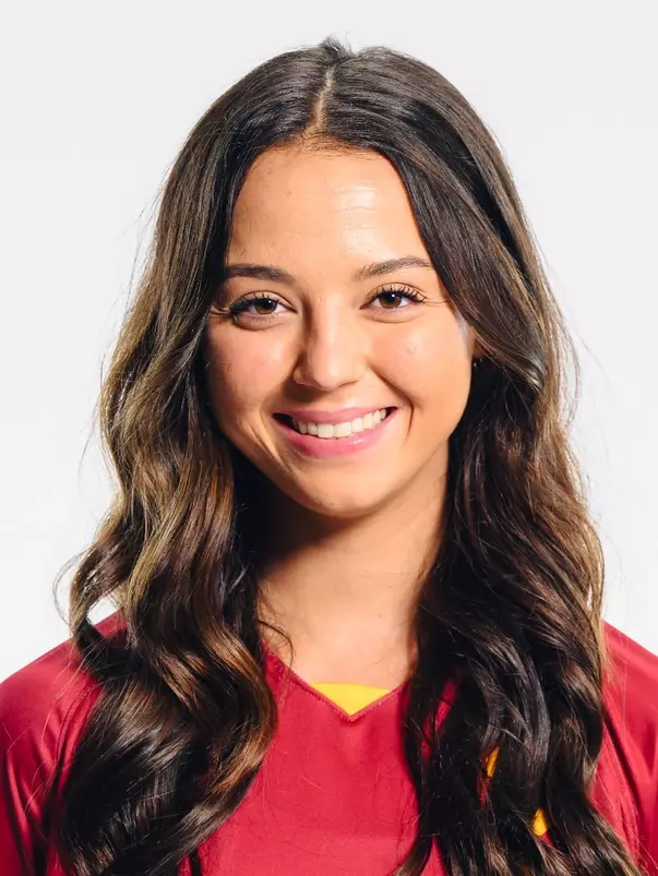 Katie Roditis headshot