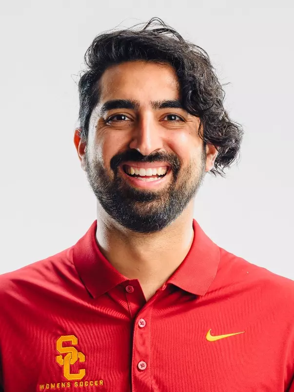 Cyrus Mohseni headshot