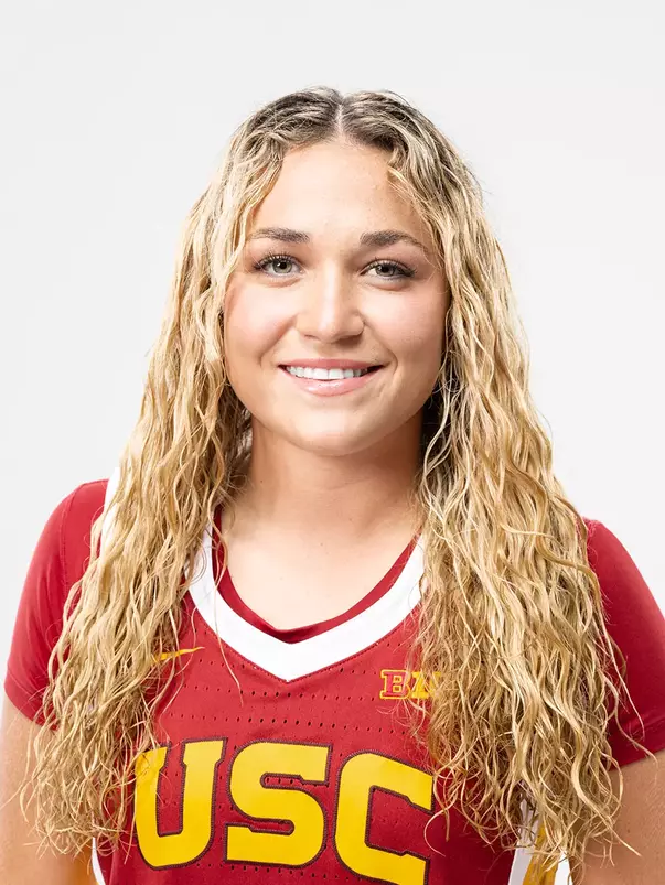 Brooklyn Shamblin head shot