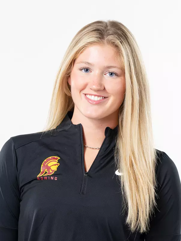 Beatrice Laterman 2024-25 head shot