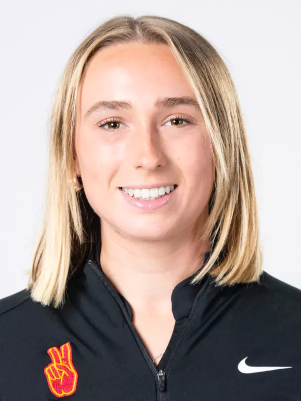 Grace Piper Headshot