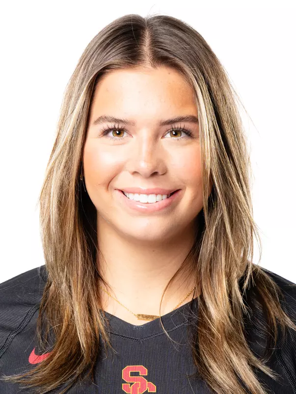 2025 USC Beach Volleyball headshot mugshot Macy Bolyard