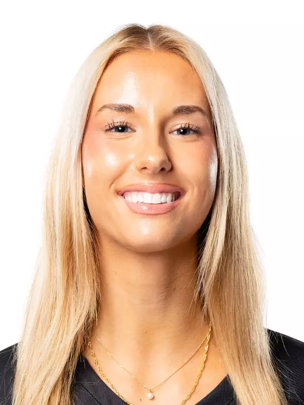2025 USC Beach Volleyball headshot mugshot Jess Horwath
