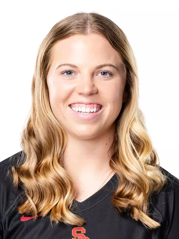 2025 USC Beach Volleyball headshot mugshot Ella Larkin