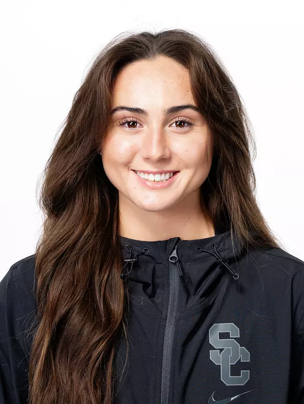 Isabel Zimmerman 2025 head shot