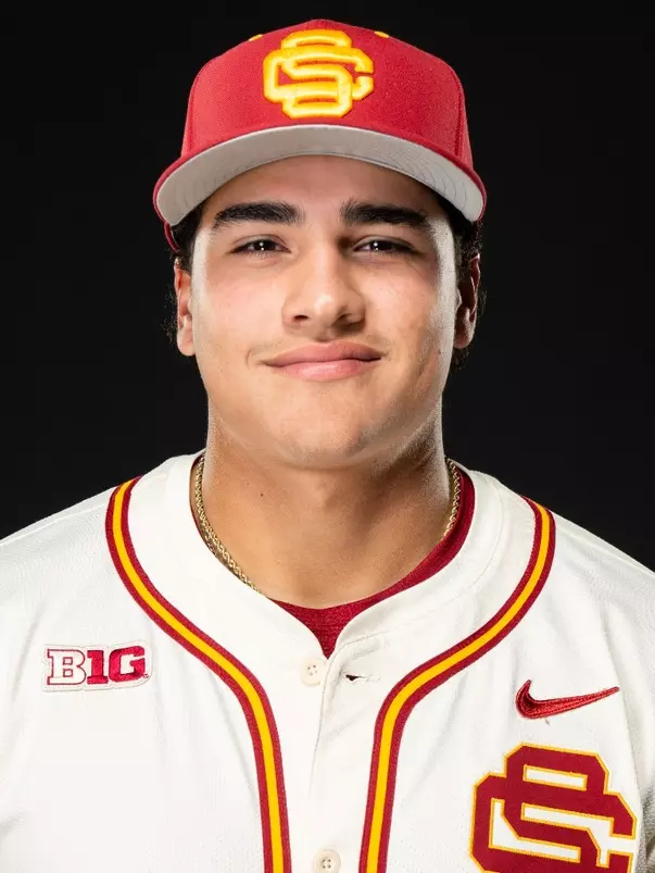 Isaac Cadena Headshot