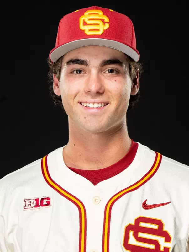 Maddox Riske Headshot