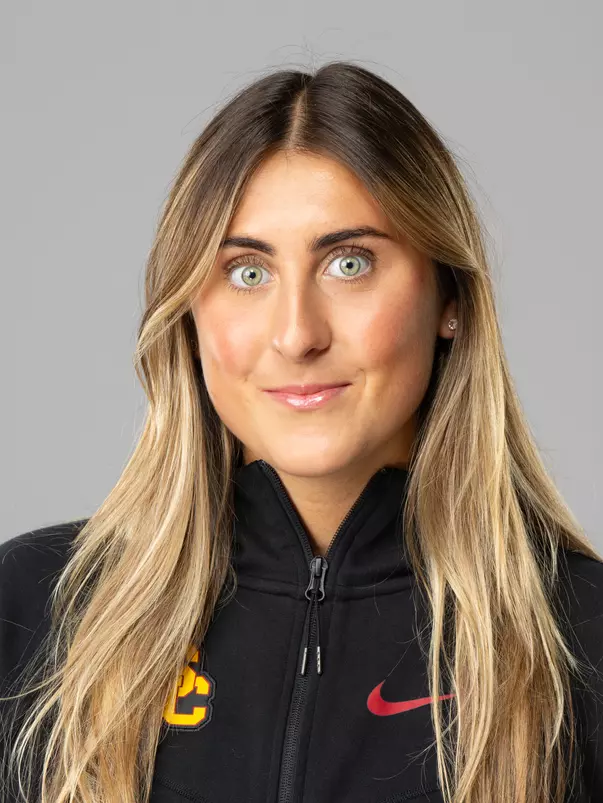 Caitlin Cohen Headshot