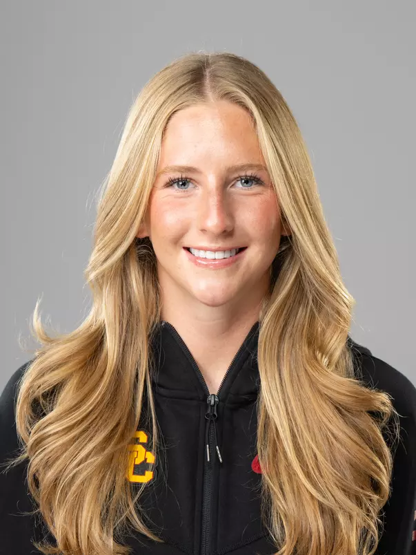 Kara Carver Headshot