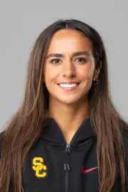 Lauren Schneider Headshot