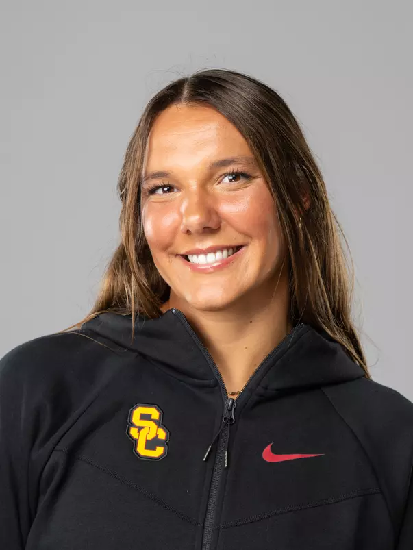 Rachel Gazzaniga Headshot