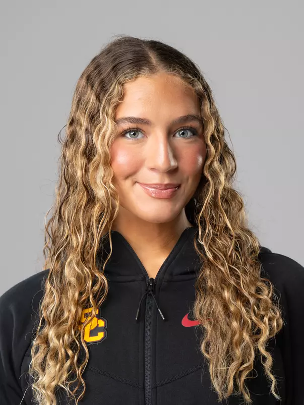 Sofia Umeda Headshot