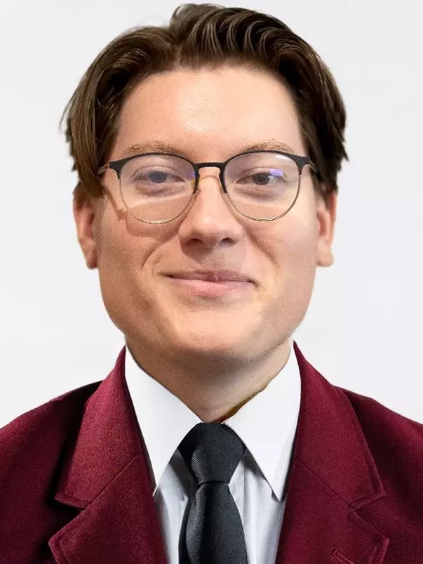 Luke Cuellar headshot