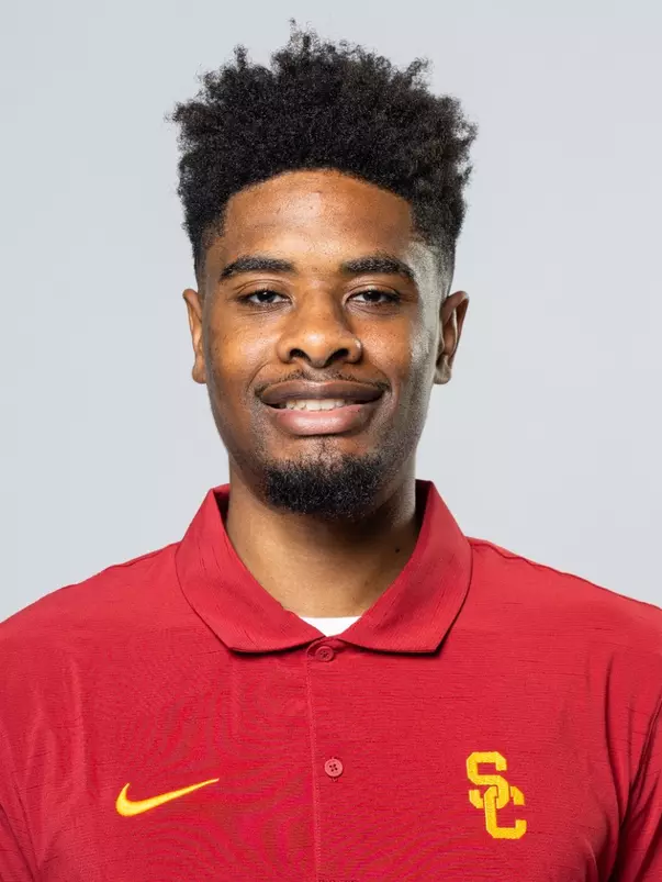 Headshot of Graduate Assistant Lindsey Drew