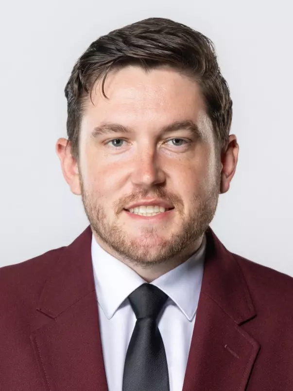 2025 Headshot of Eric Adams