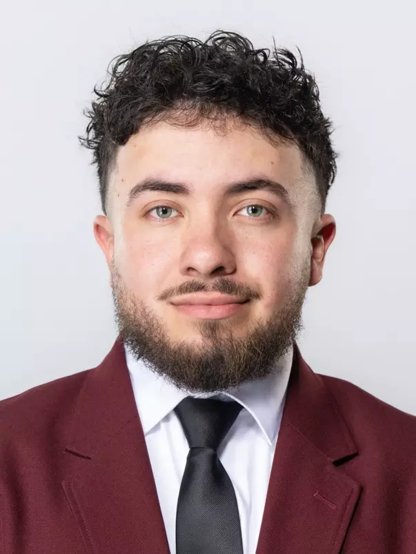 2025 Headshots Danny Lopez