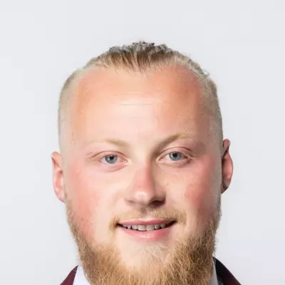 Carson Tabaracci headshot