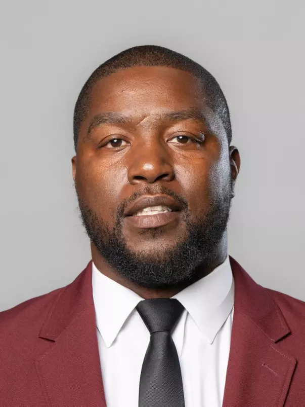 2025 Mike Williams Headshot