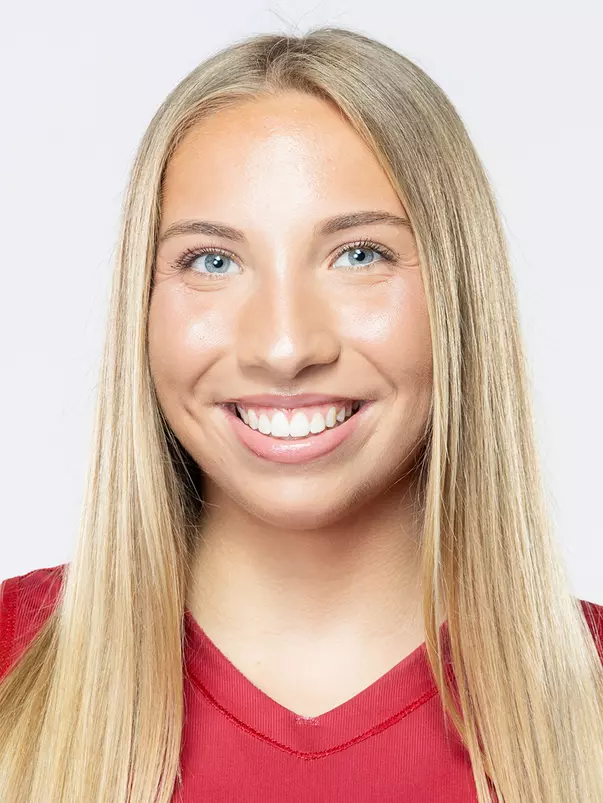 2026 USC women's volleyball head shot Abigail Mullen