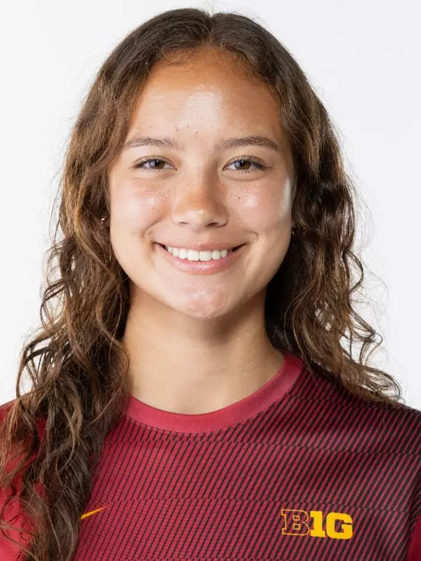 Alison Hou headshot