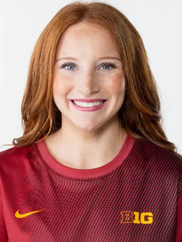 Savannah Leifried headshot