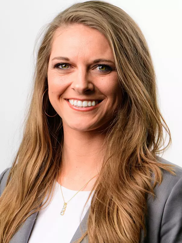 Tara Arnold H.22
