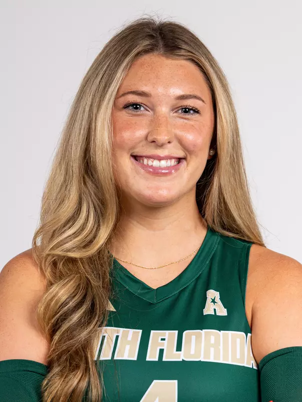 Caroline Dykes headshot taken during 2024 South Florida Volleyball media day on July 22, 2024.
(Stephen Galvin / University of South Florida Athletics)