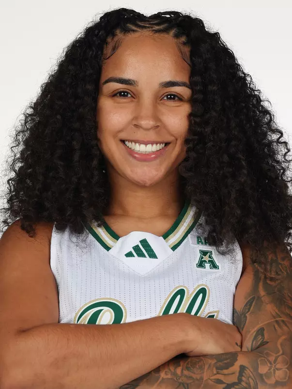 Edyn Battle headshot taken during 2025 South Florida Women's Basketball media day on October 10, 2025.