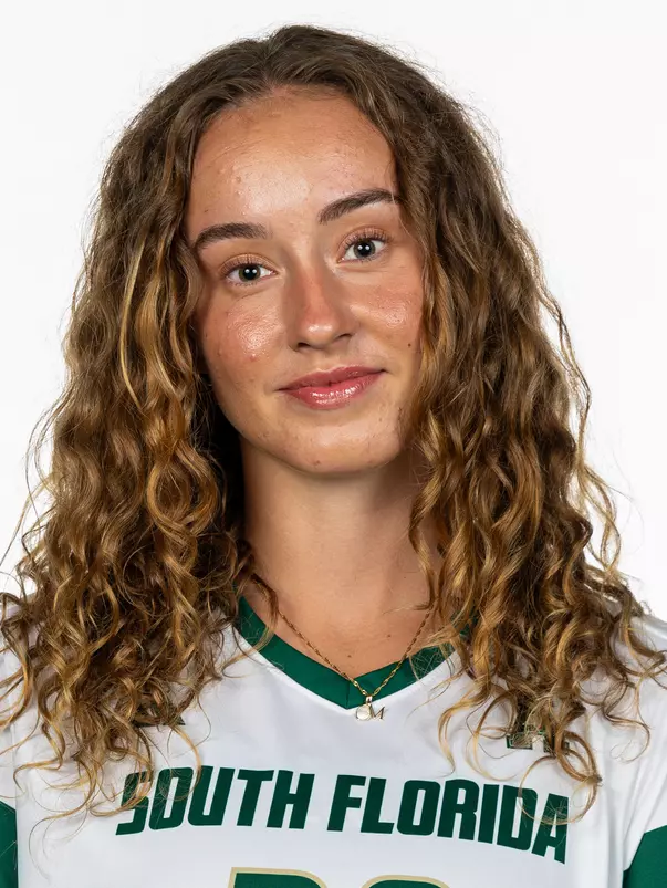 Maya Hindson headshot taken on August 5, 2025.