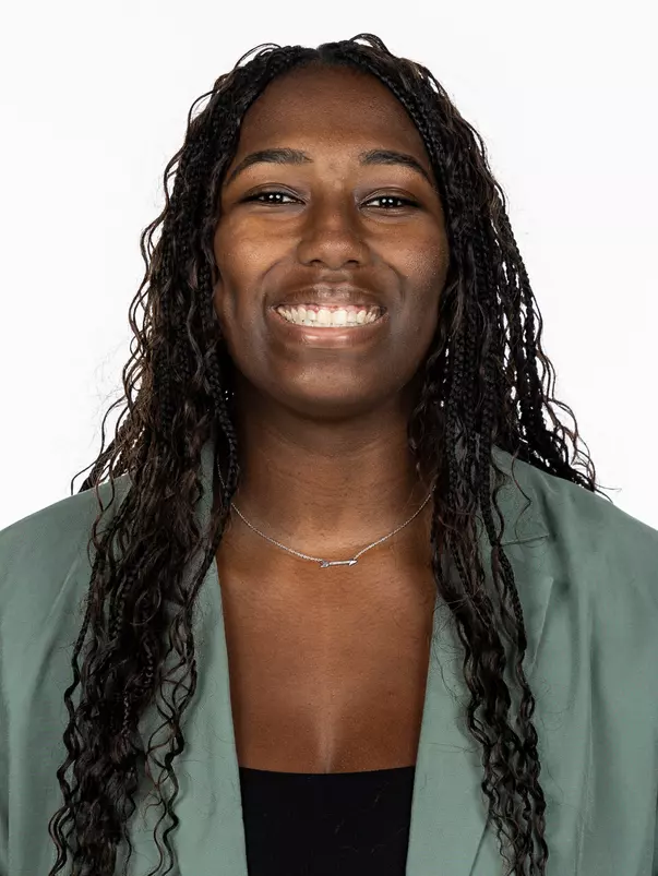 Makayla Washington headshot taken on August 4, 2025.