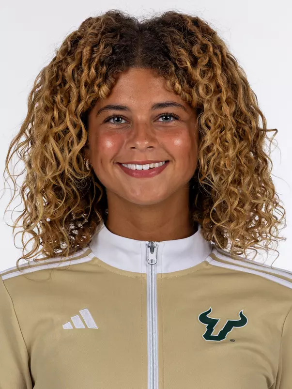 Ava Heskett headshot taken during 2026 South Florida Cross Country media day on August 18, 2026.