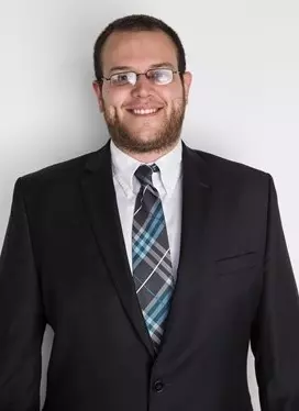 Arthur Moreira 2016-17 head shot