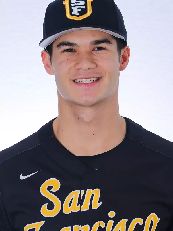 1/15/18: USF BASE Headshots and Marketing at Benedetti Diamond in San Francisco, CA. Image by Chris M. Leung for USF Dons Athletics